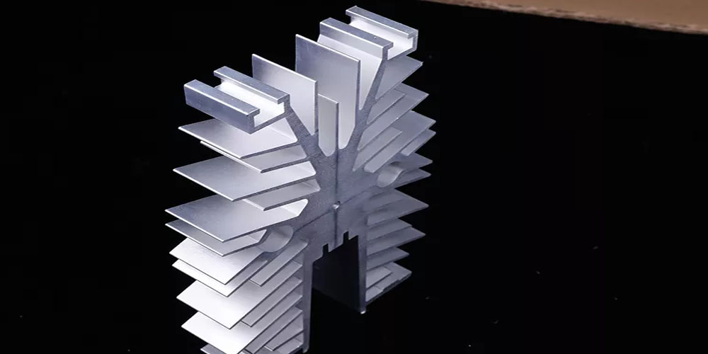 What Are The Benefits And Uses Of Aluminum Extrusion Heat Sink?